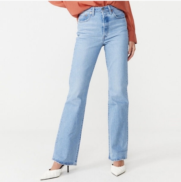Levi's Ribcage Flare Bootcut  Jeans - Picture 9 of 13